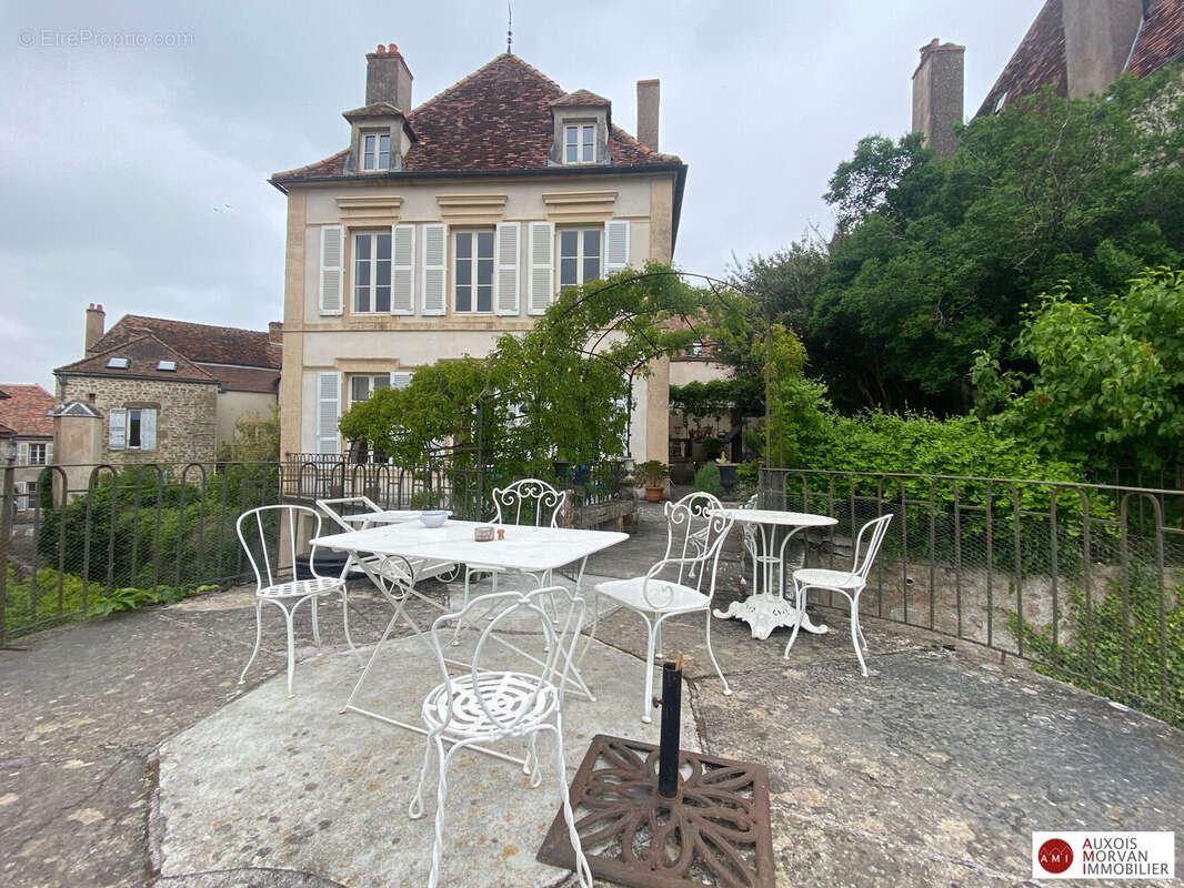 Maison à SEMUR-EN-AUXOIS
