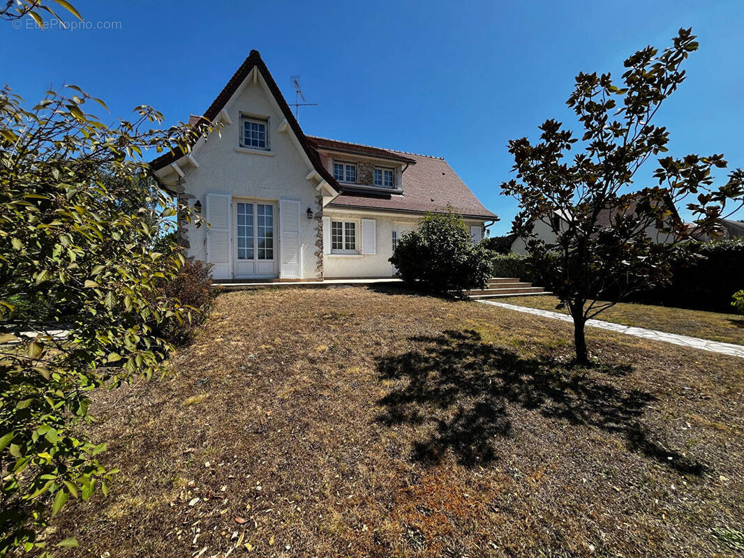 Maison à OLIVET