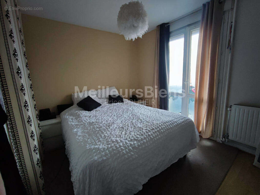 Appartement à LA CHAPELLE-SAINT-LUC