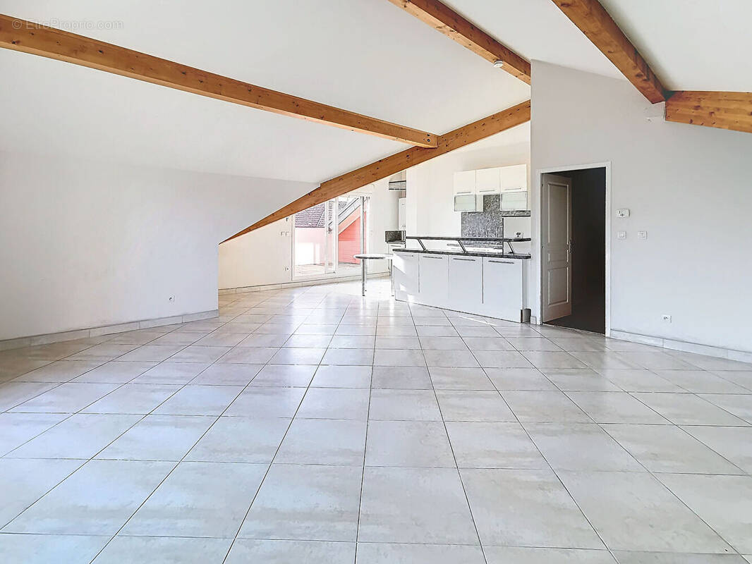Appartement à ANTHY-SUR-LEMAN