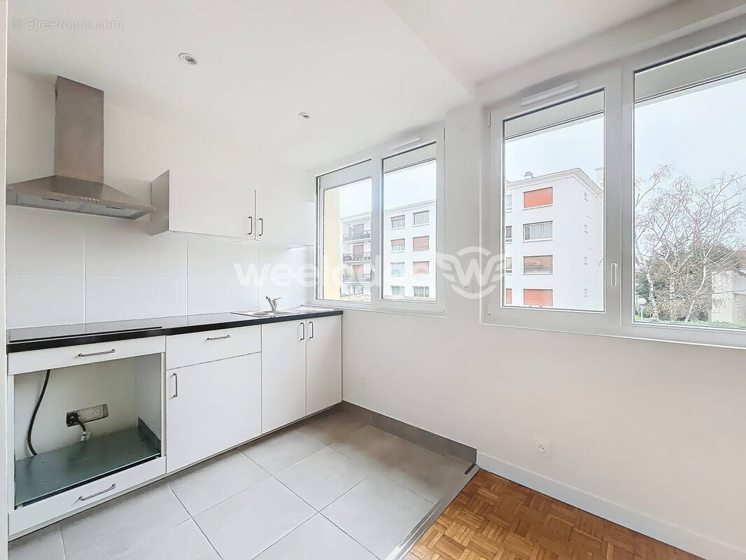 Appartement à SURESNES