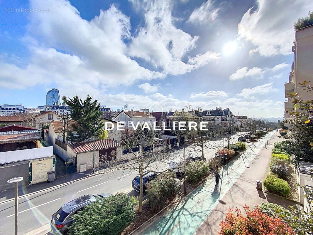 Appartement à SURESNES