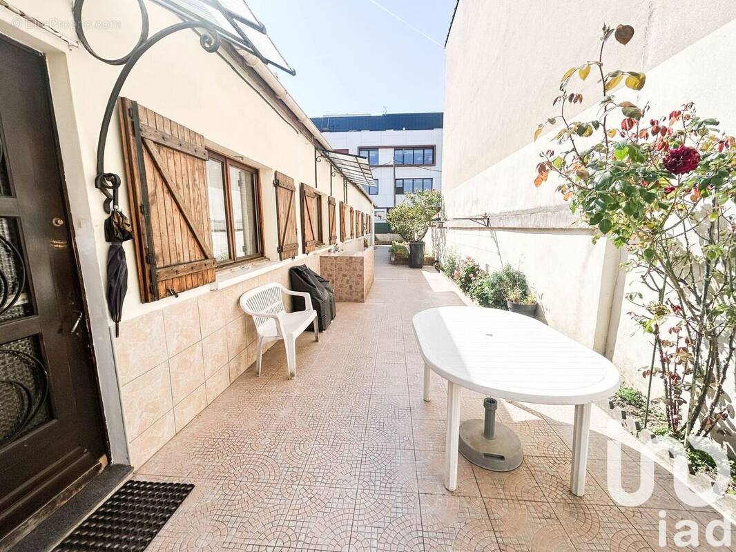 Photo 1 - Maison à IVRY-SUR-SEINE