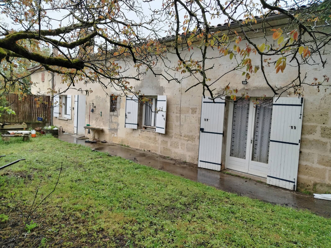 Maison à COUTRAS