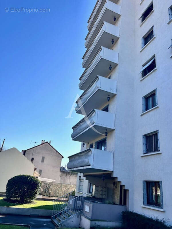 Appartement à LE BOURGET