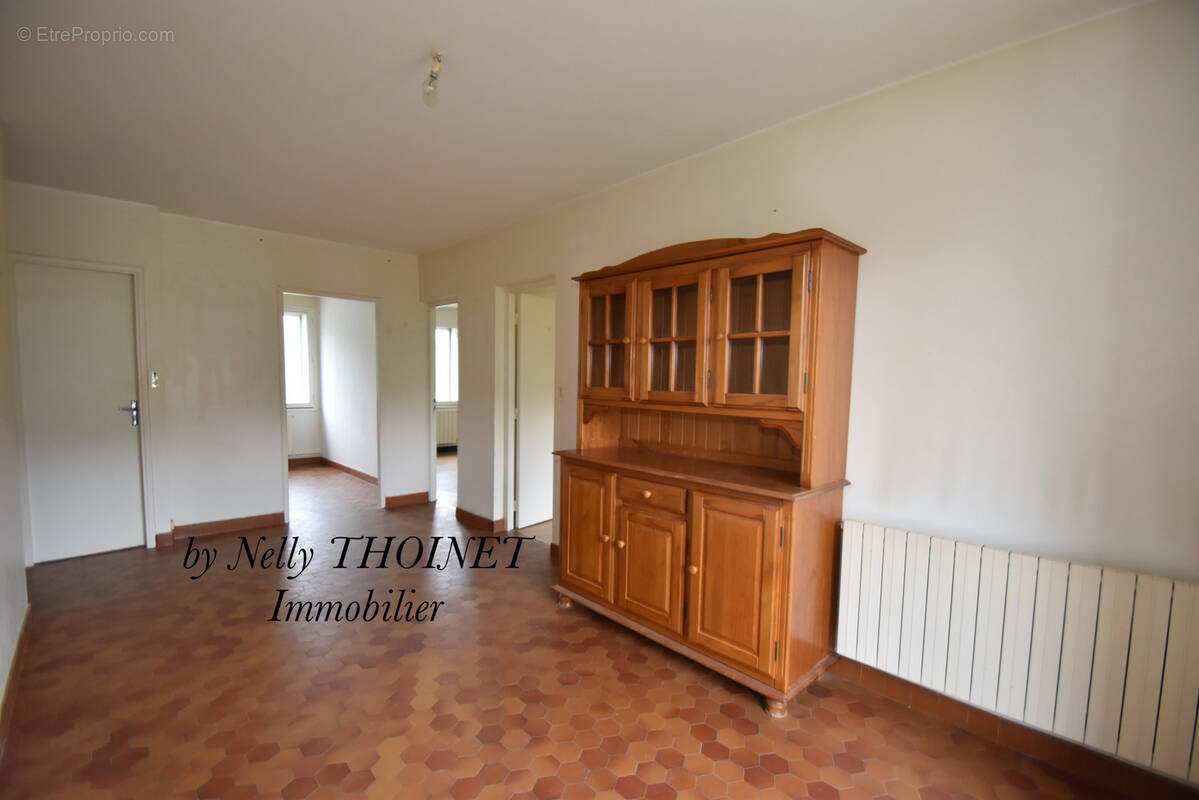 Appartement à BESSE-ET-SAINT-ANASTAISE