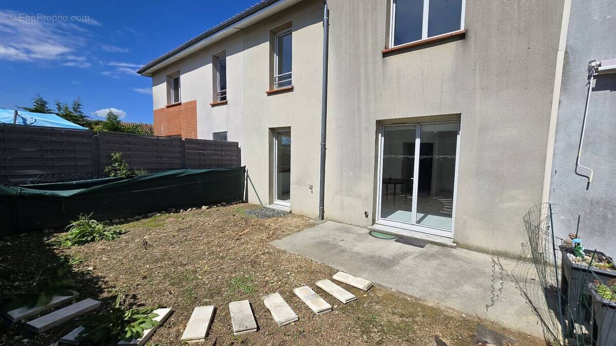 Maison à MAZERES