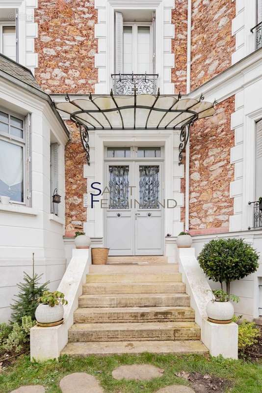Maison à SEVRES