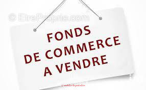 Commerce à JACOU