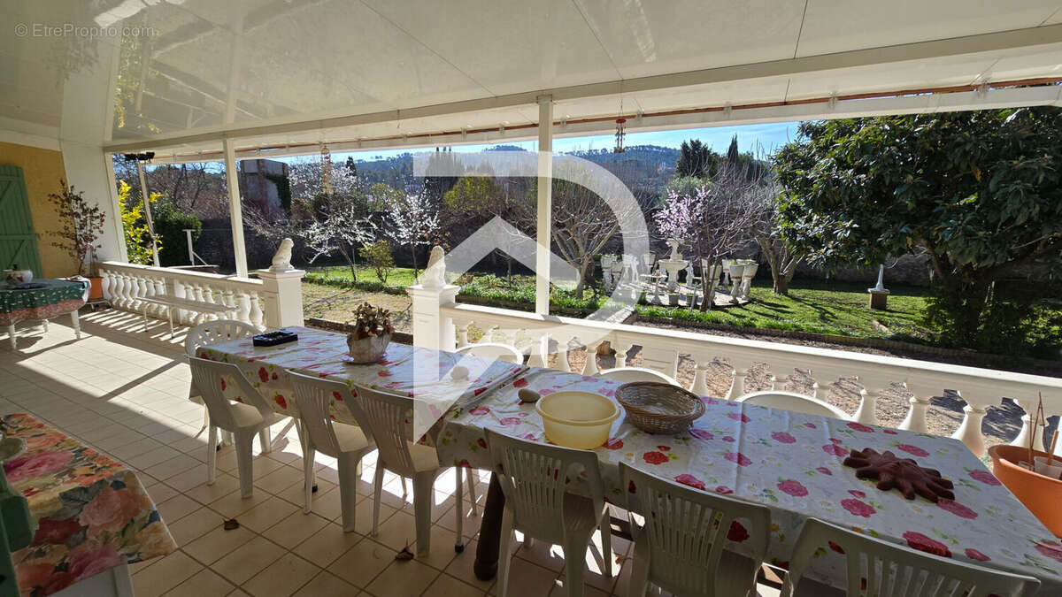 Maison à BRIGNOLES