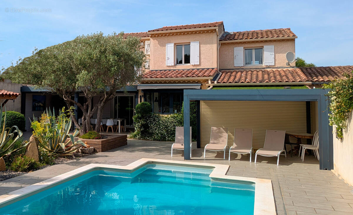 Maison à VEDENE