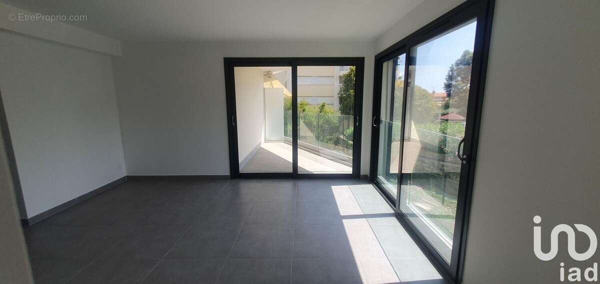 Photo 3 - Appartement à VALLAURIS