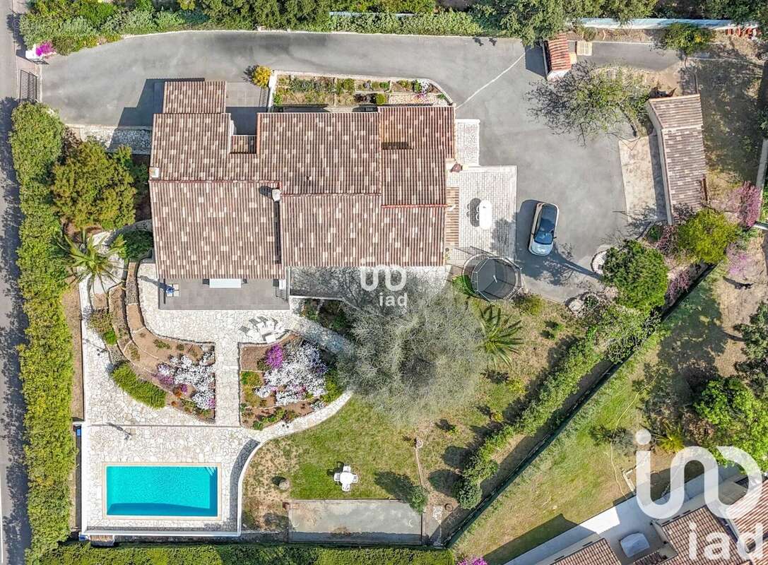 Photo 2 - Maison à SAINT-RAPHAEL
