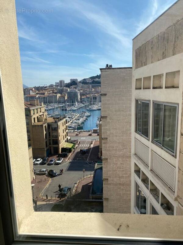 Appartement à MARSEILLE-2E