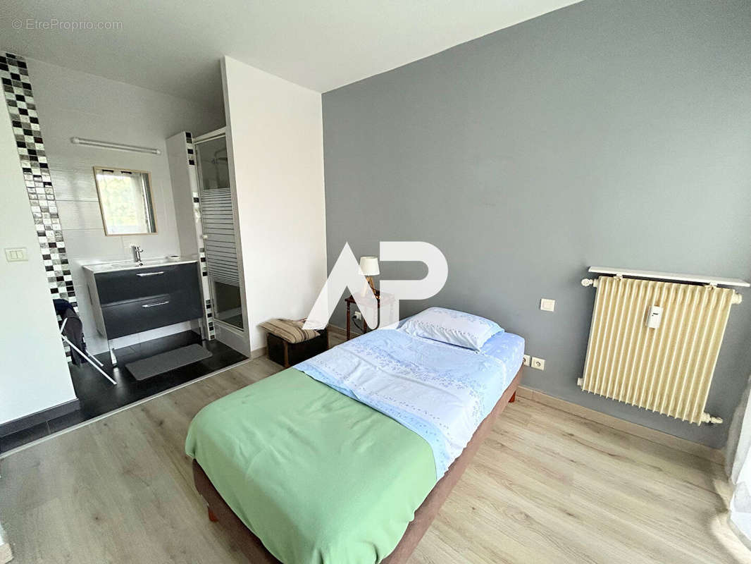 Appartement à SAINT-GRATIEN