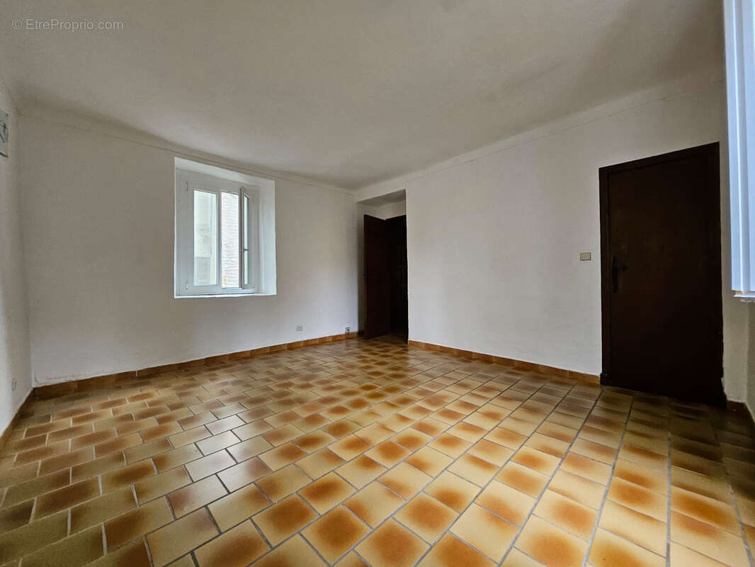 Maison à BERRE-LES-ALPES