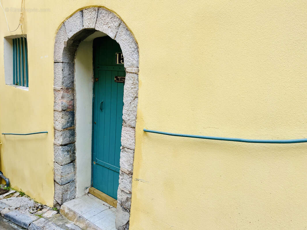 Appartement à HYERES