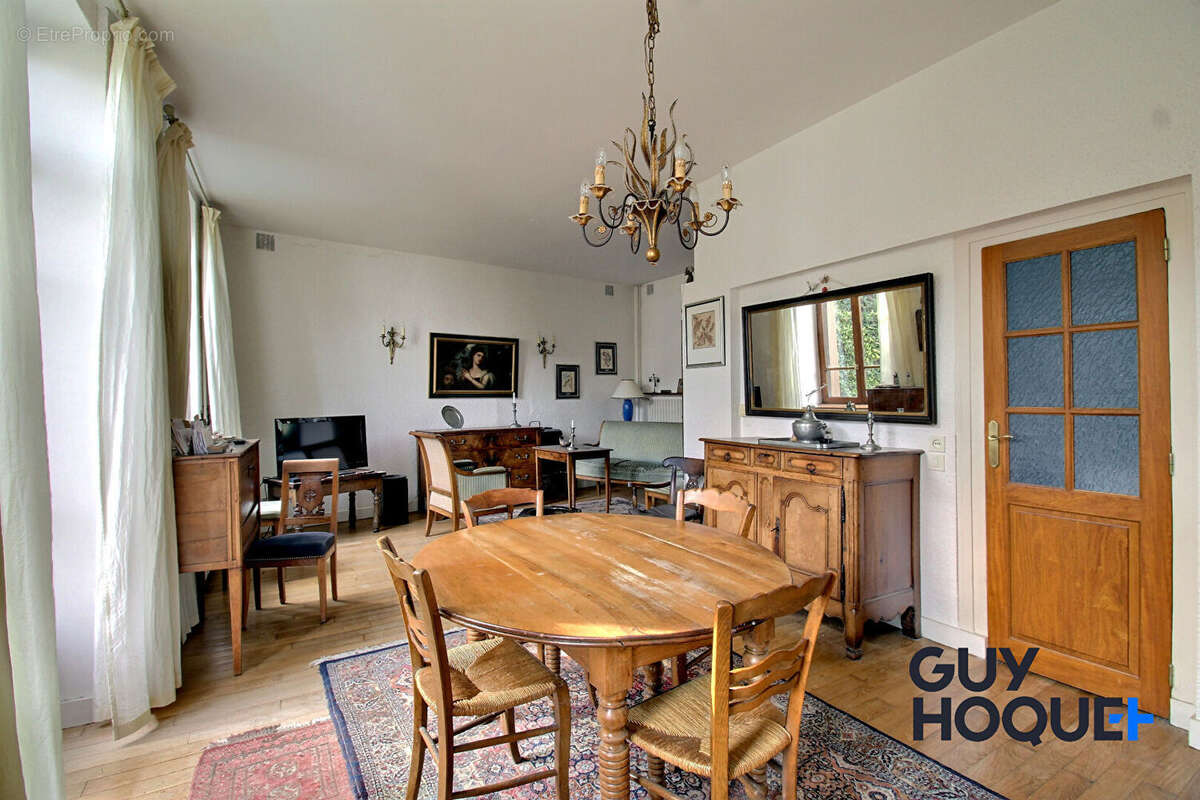 Maison à LYON-9E