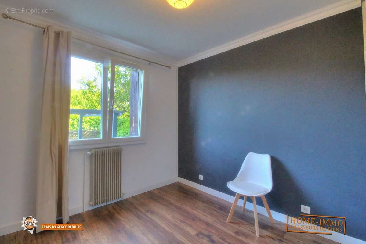 Appartement à VALLAURIS