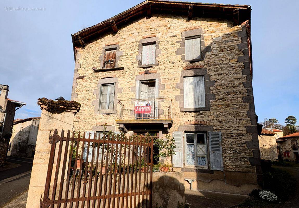 Appartement à CHAURIAT