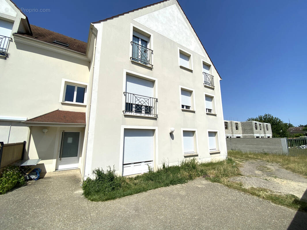 Appartement à ROSNY-SUR-SEINE