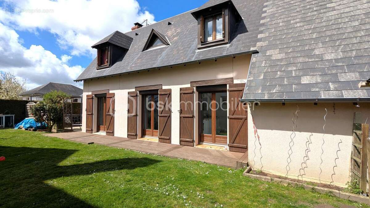 Maison à SAINT-ROMAIN-DE-COLBOSC