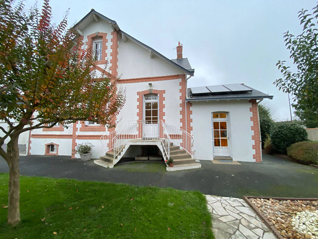 Maison à LES BROUZILS