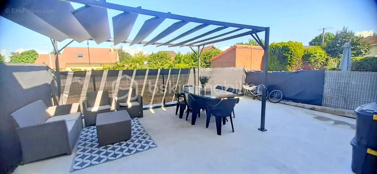 Appartement à LA TOUR-DU-PIN