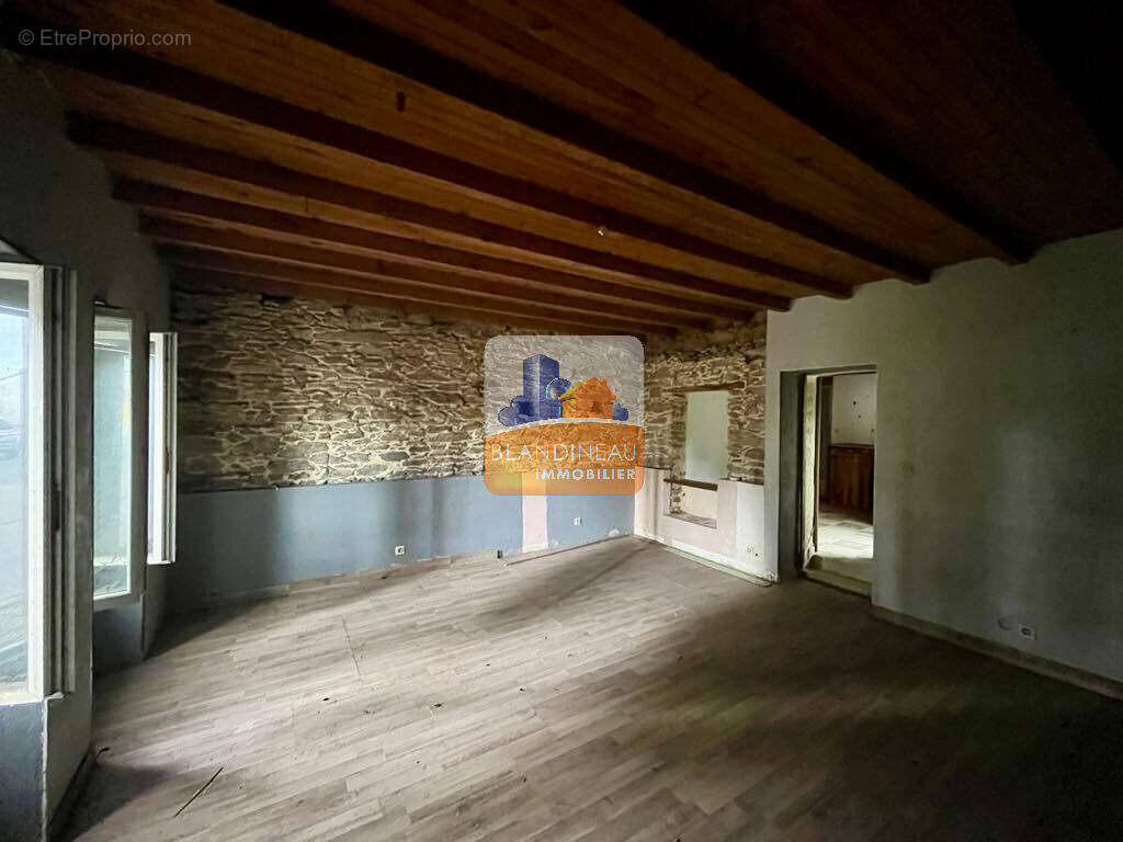Maison à TOUVOIS