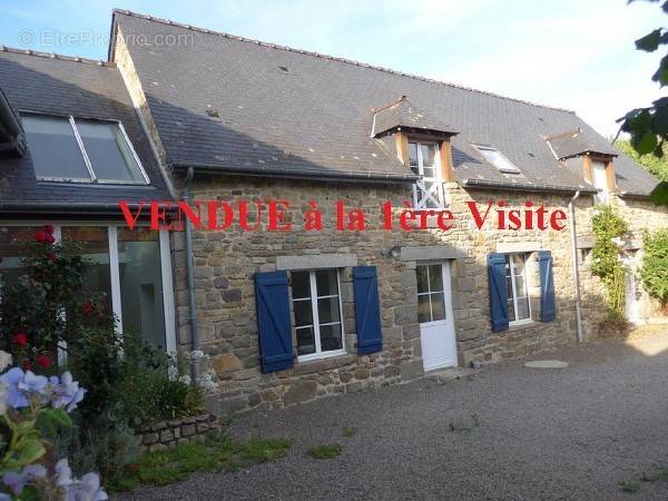 Maison à COMBOURG