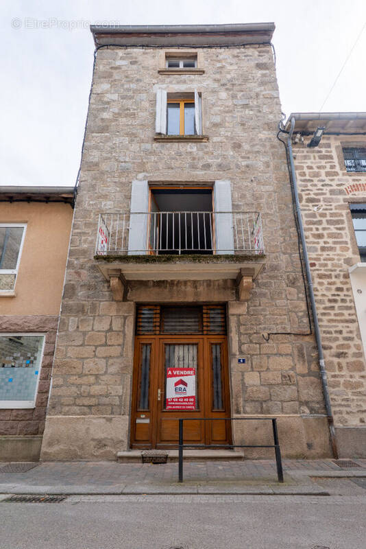 Maison à MORNANT