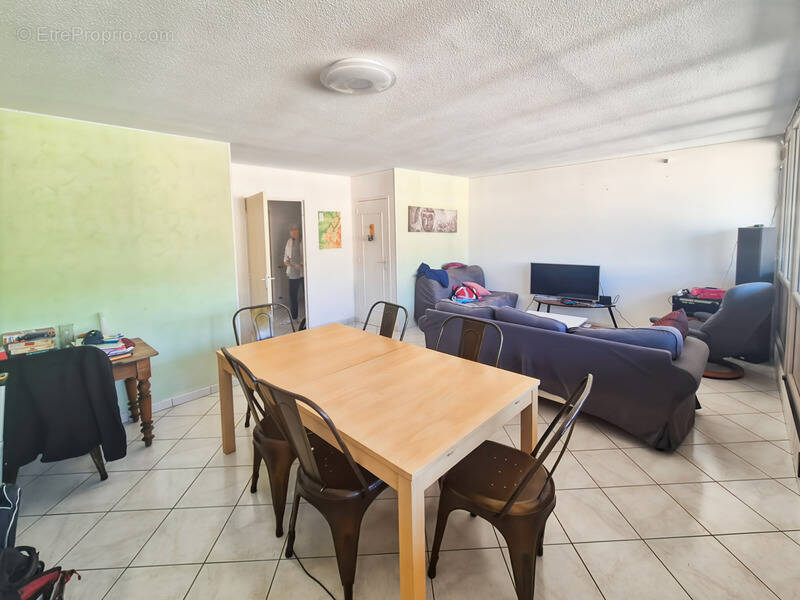 Appartement à FONTAINE