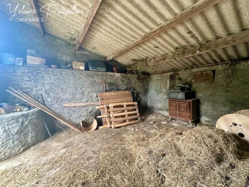 Maison à MONTAIGU