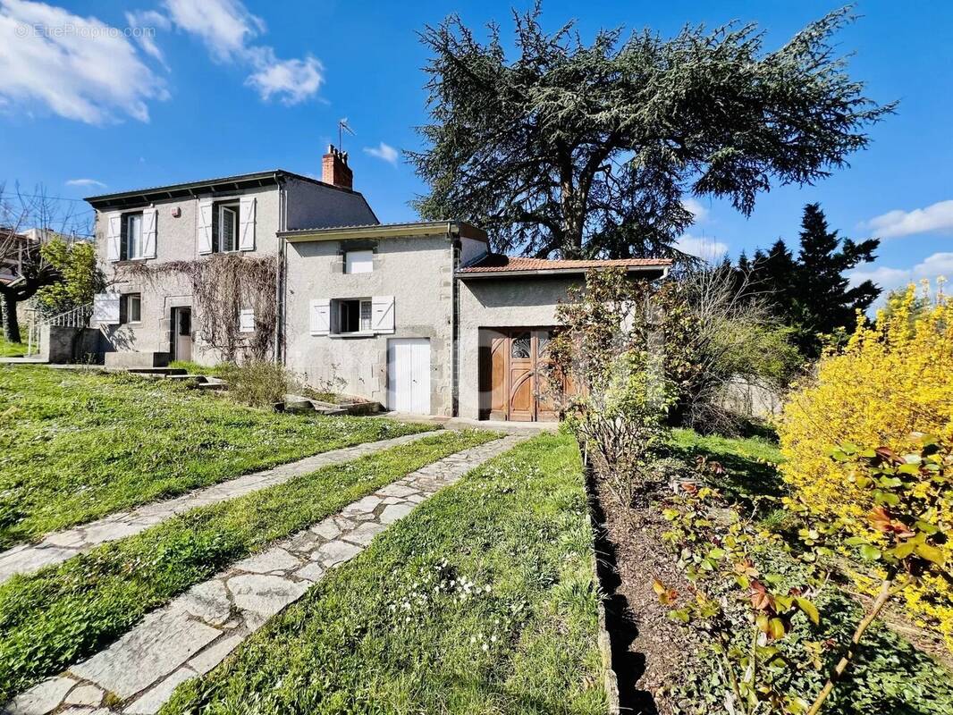 Maison à CLERMONT-FERRAND