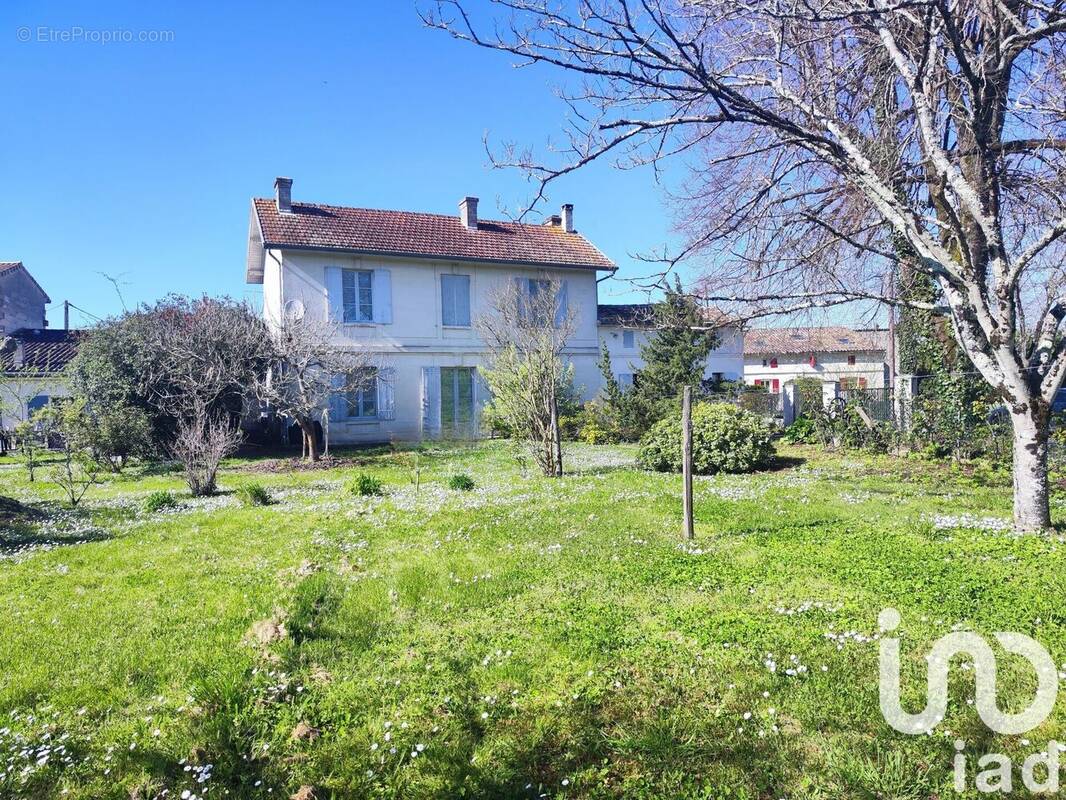 Photo 1 - Maison à SABLONS