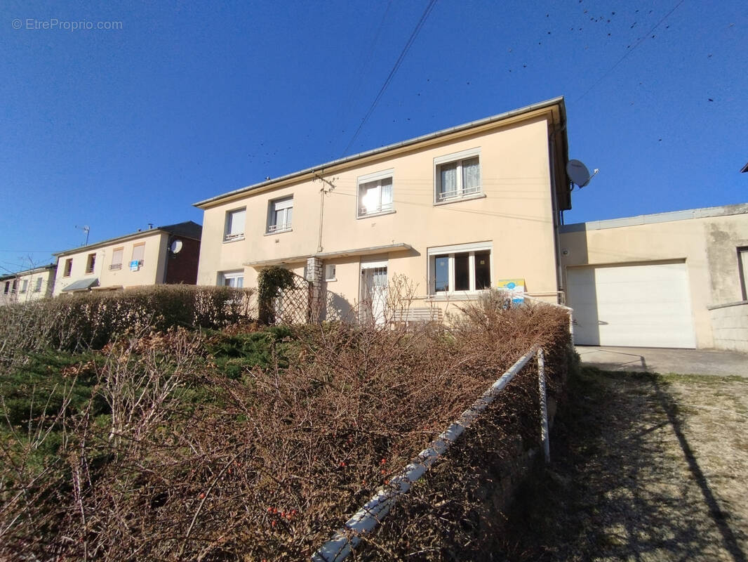 Maison à GLAGEON
