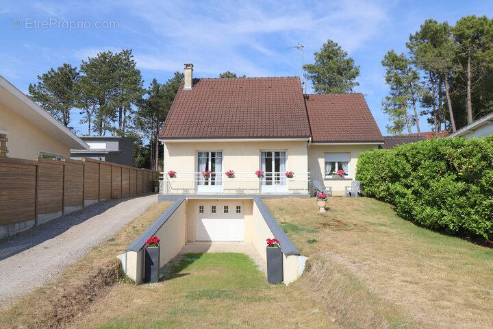 Maison à CUCQ