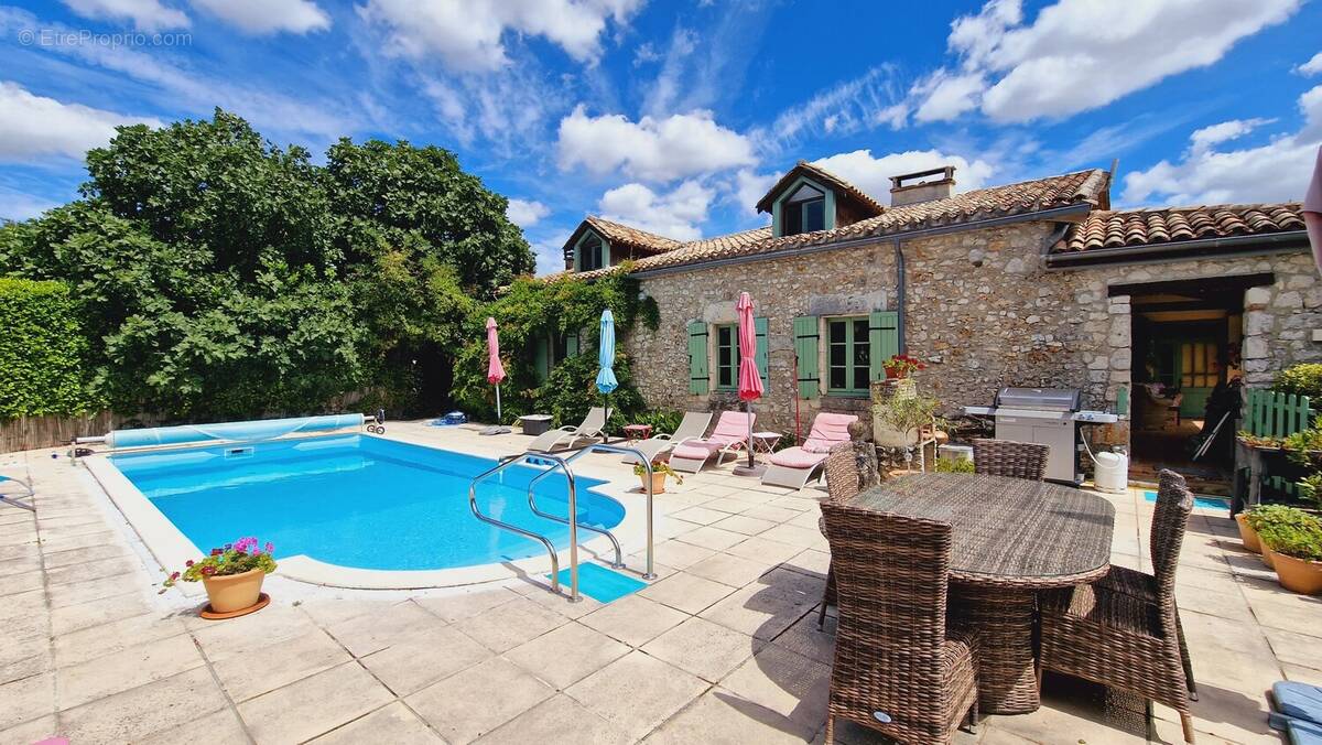 Maison à EYMET
