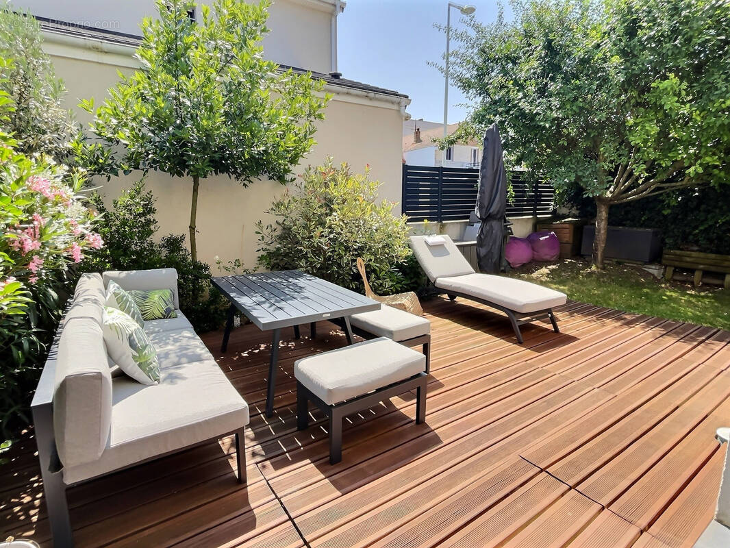 Maison à NANTERRE