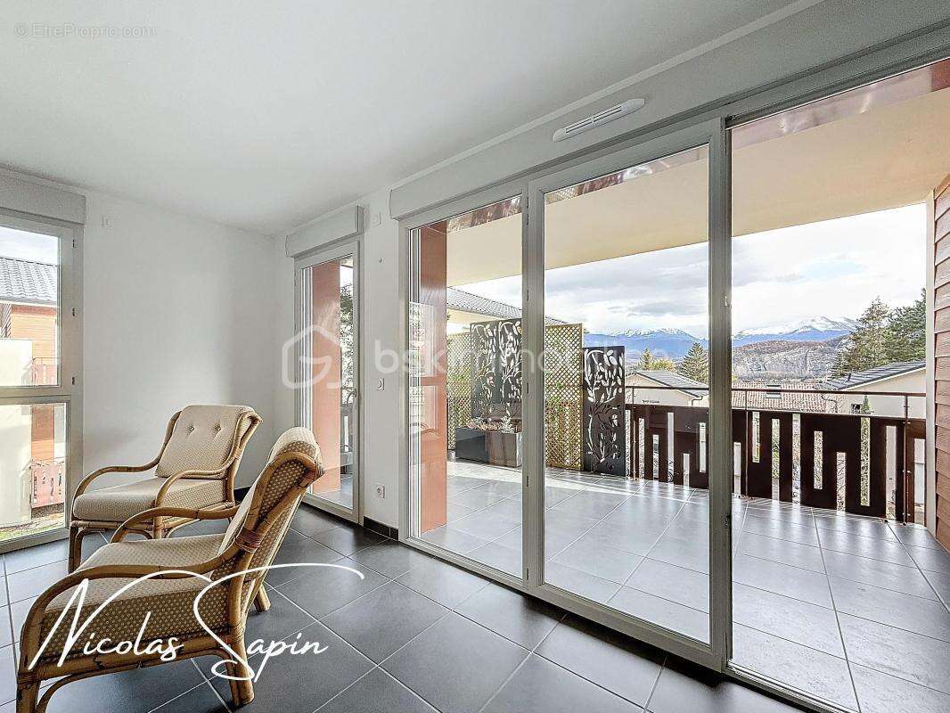 Appartement à CLAIX