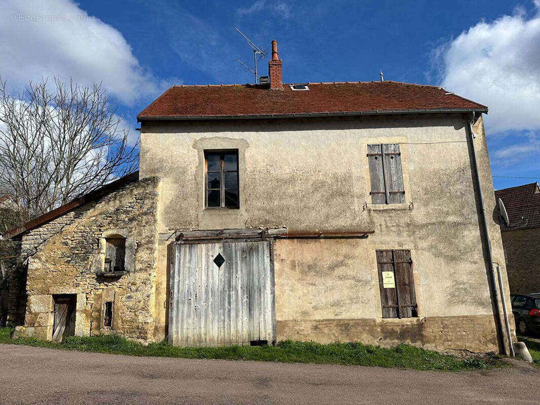 Maison à VENAREY-LES-LAUMES