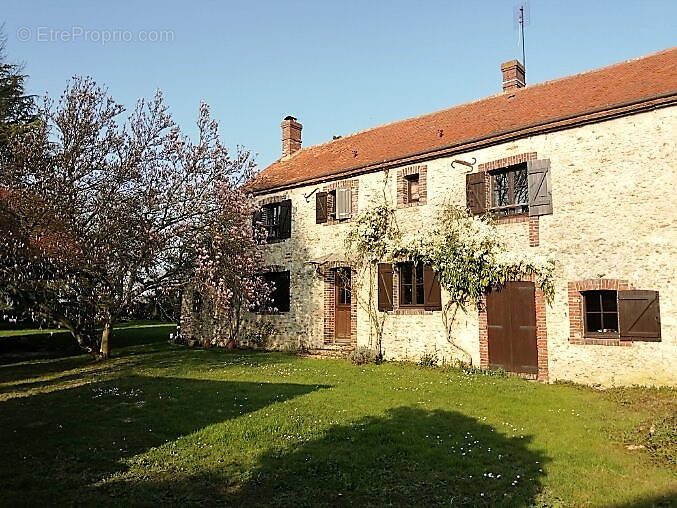 Maison à AUNAY-SOUS-AUNEAU