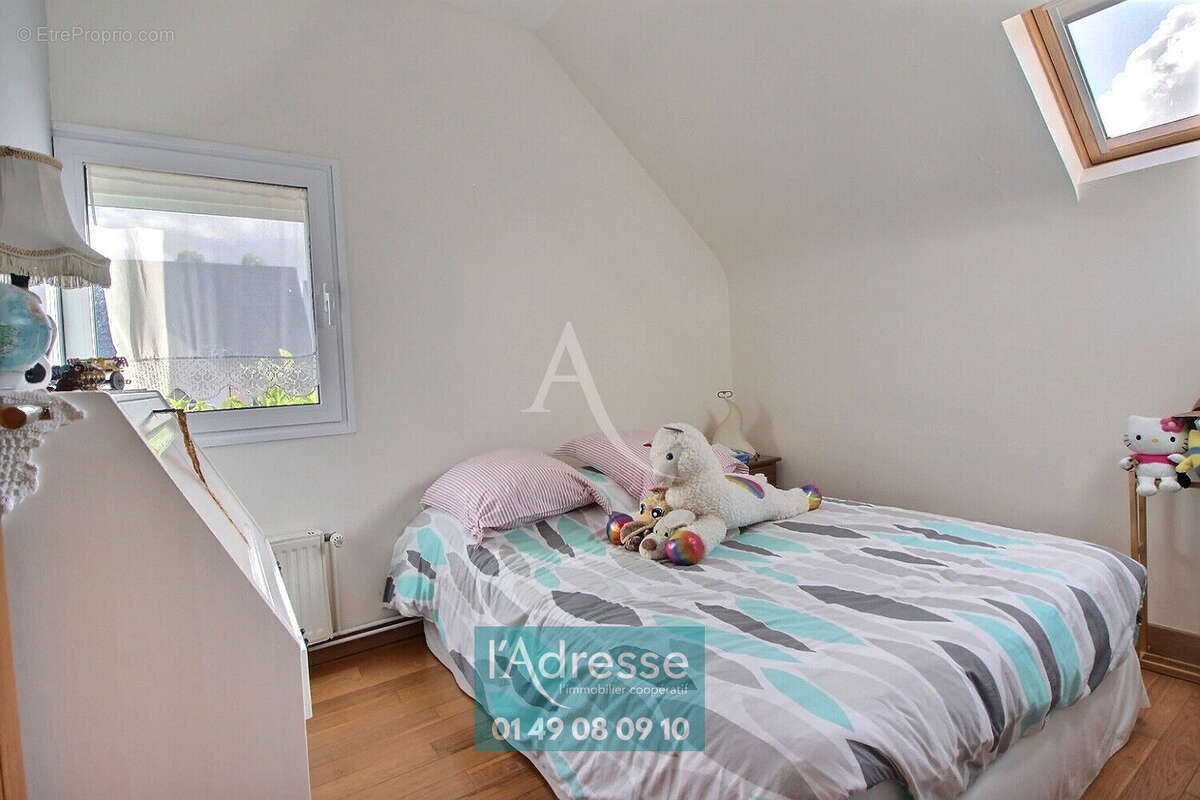 Appartement à L&#039;HAY-LES-ROSES
