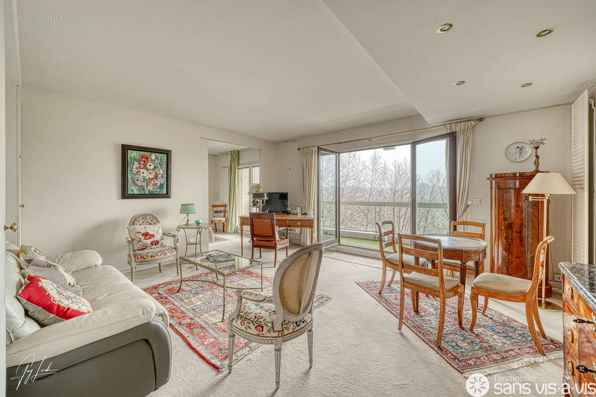 Appartement à PUTEAUX