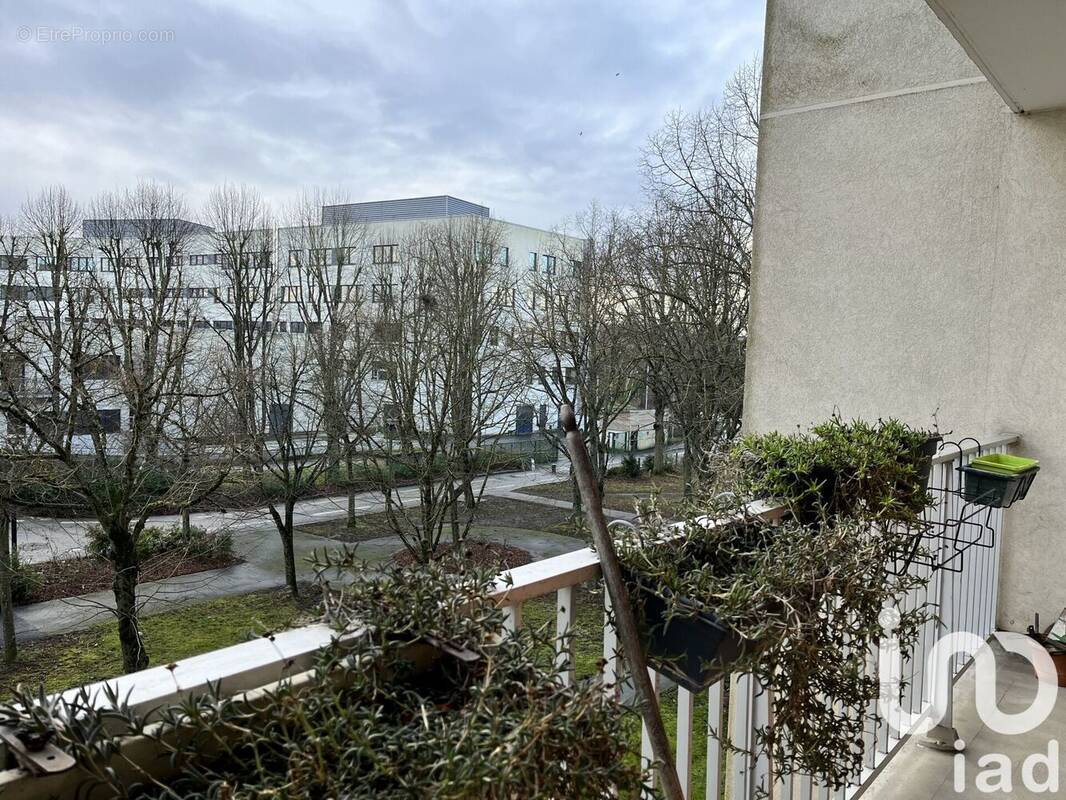 Photo 1 - Appartement à MONTIGNY-LE-BRETONNEUX