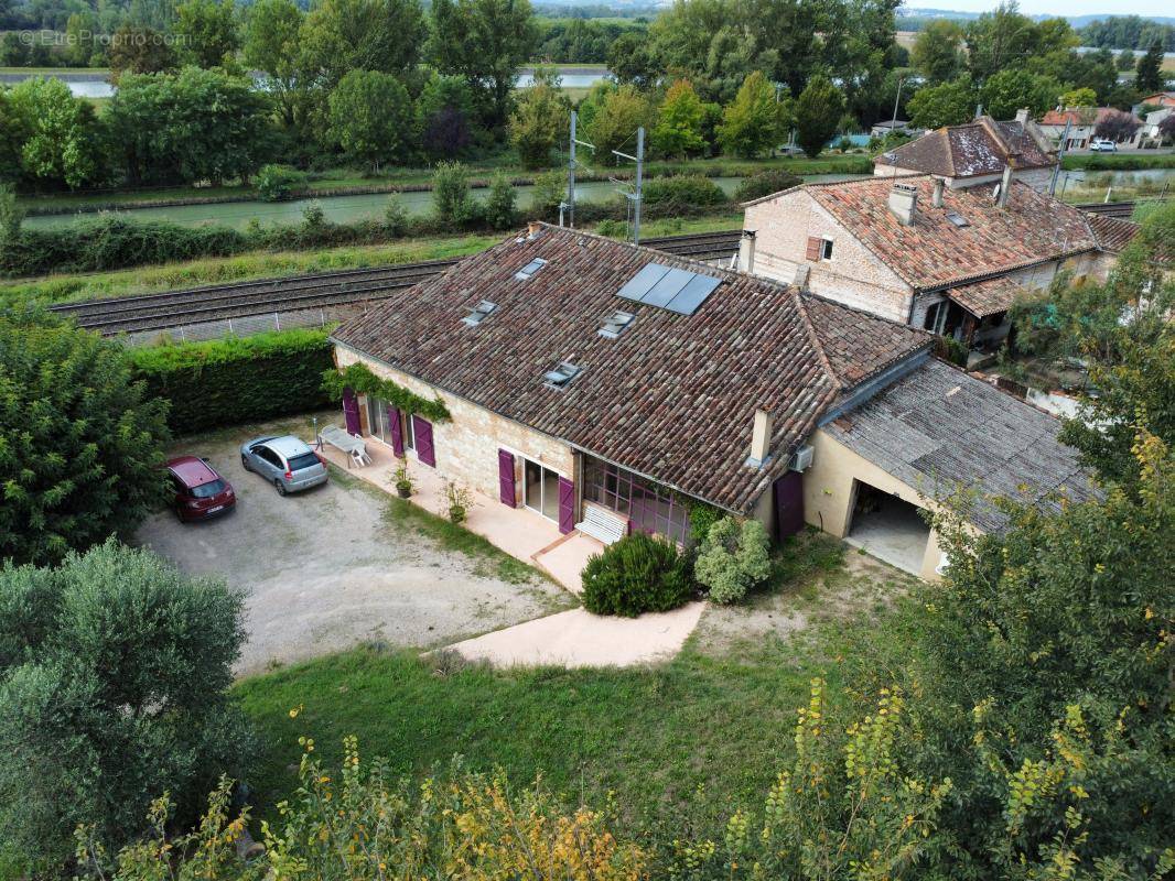 Maison à MALAUSE