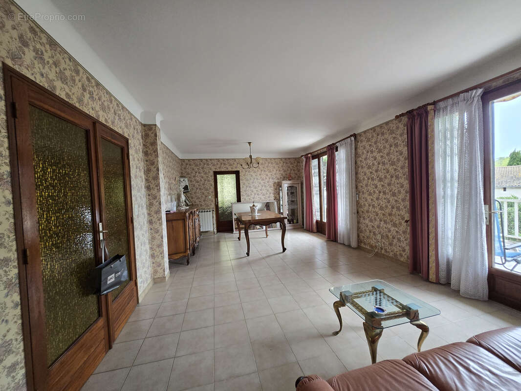 Maison à ROGNONAS
