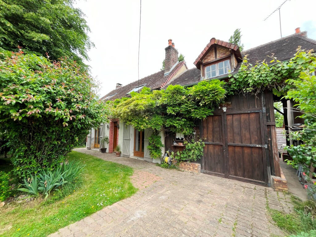 Maison à SENS