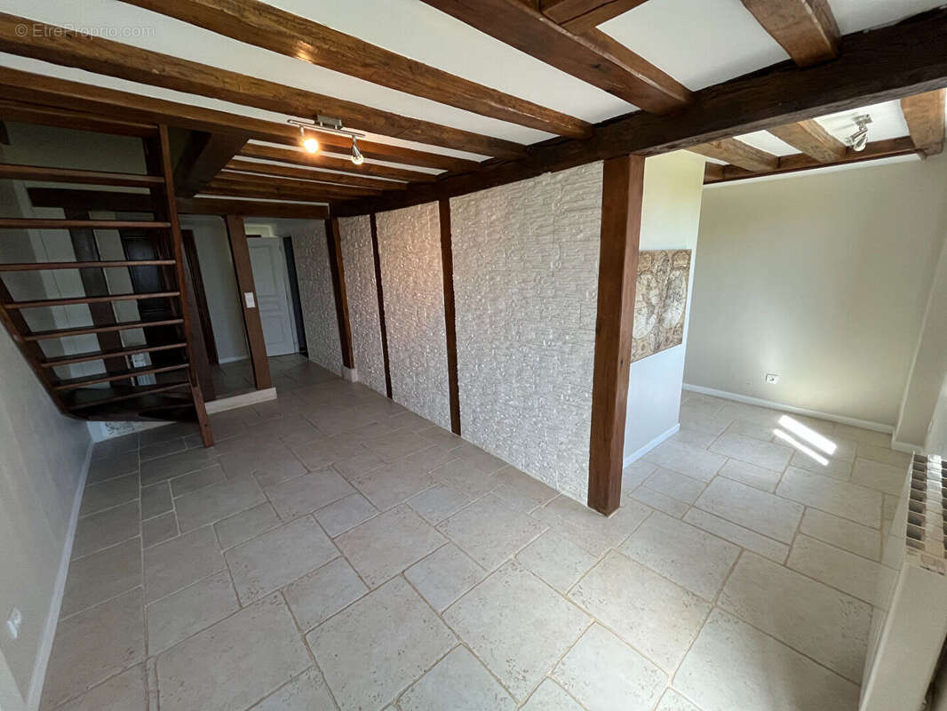 Maison à SAINT-MAURICE-SUR-FESSARD
