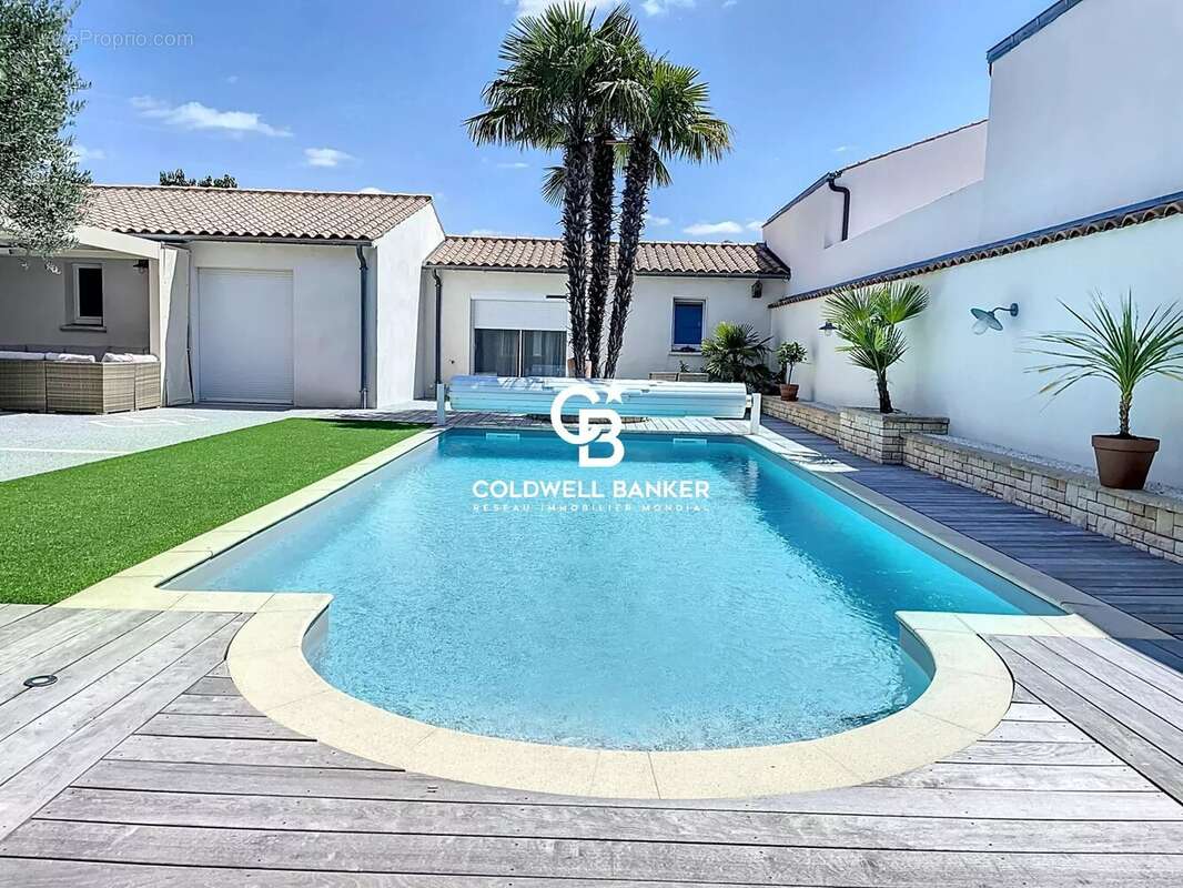 Maison à ESNANDES